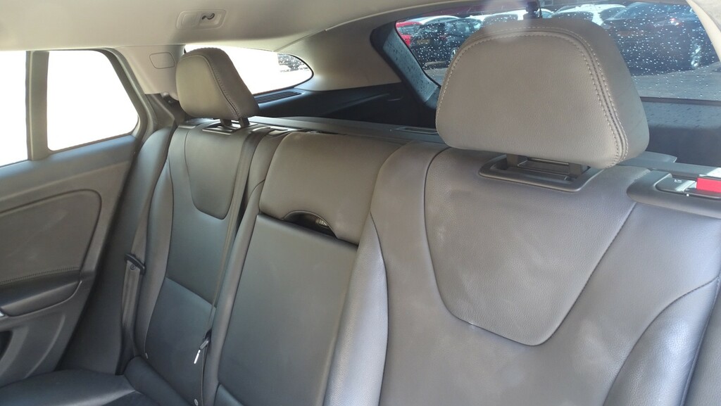 Volvo V60 V60 R-design Nav D2 Silver #37