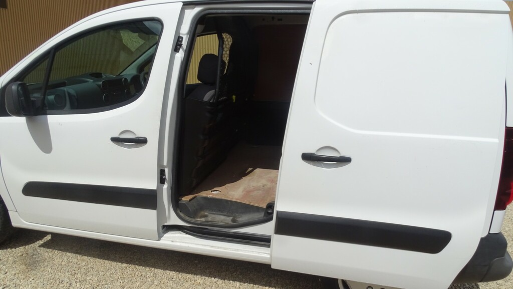 Peugeot Partner Panel Van White #19