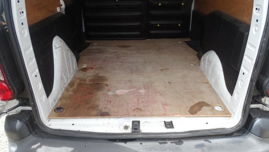 Peugeot Partner Panel Van White #15