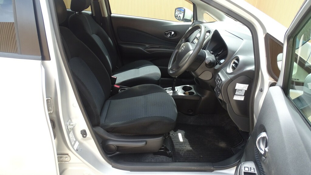 Nissan Note Nissan Note 1.2 Dig S Tekna Hatchback Petro... #17