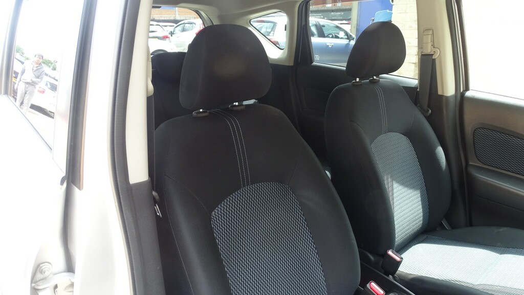 Nissan Note Nissan Note 1.2 Dig S Tekna Hatchback Petro... #22