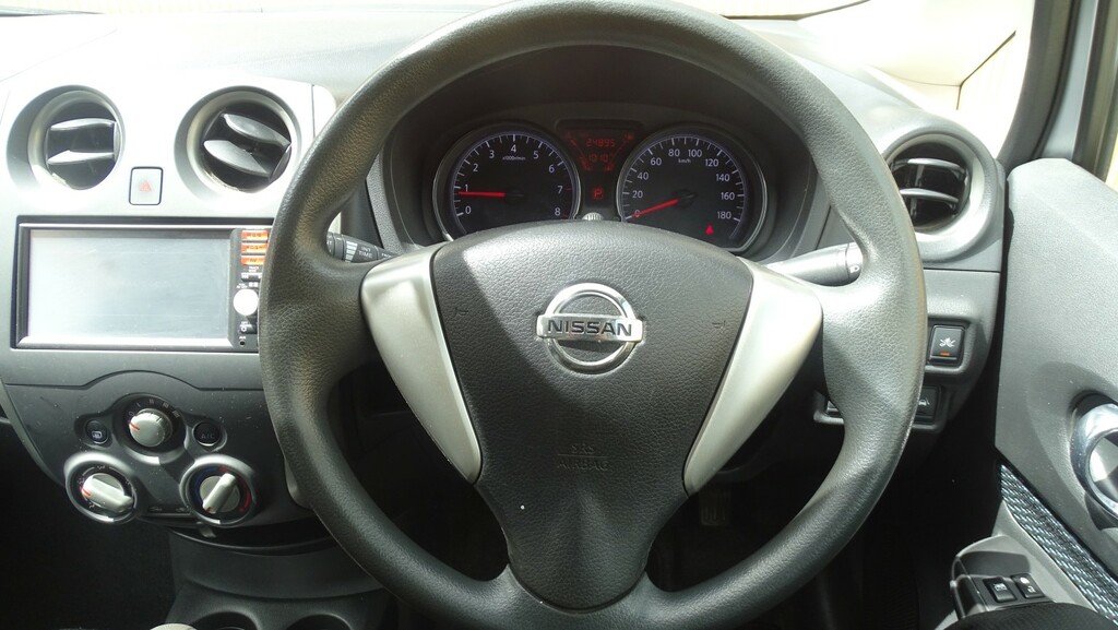 Nissan Note Nissan Note 1.2 Dig S Tekna Hatchback Petro... #26