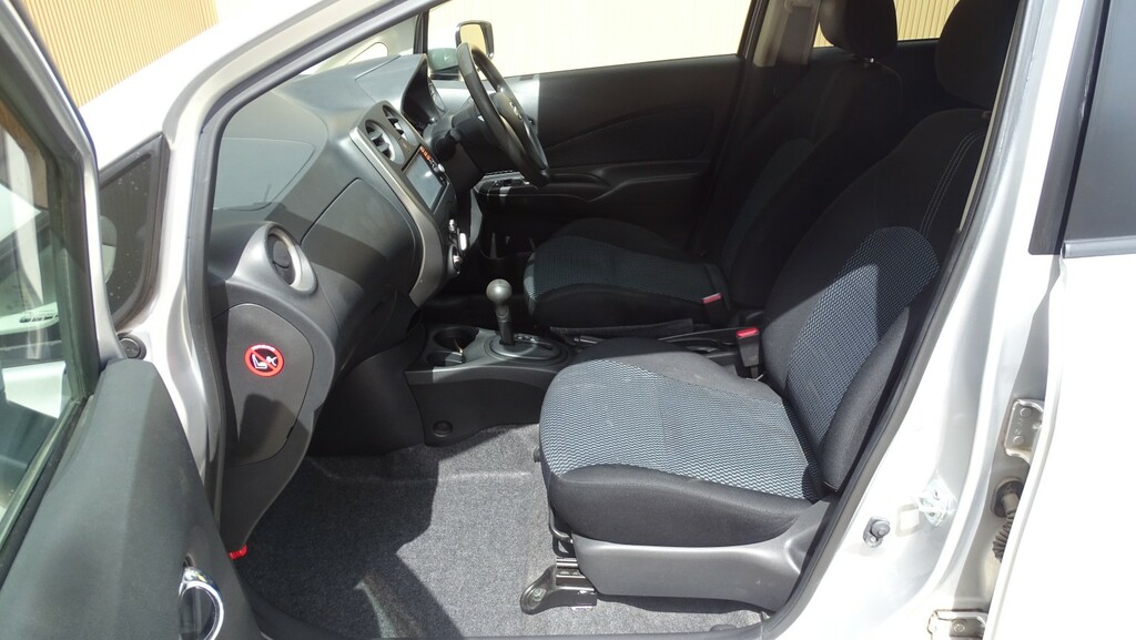 Nissan Note Nissan Note 1.2 Dig S Tekna Hatchback Petro... #21