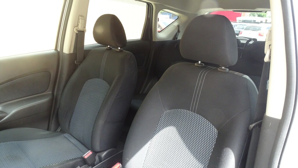 Nissan Note Nissan Note 1.2 Dig S Tekna Hatchback Petro... #31