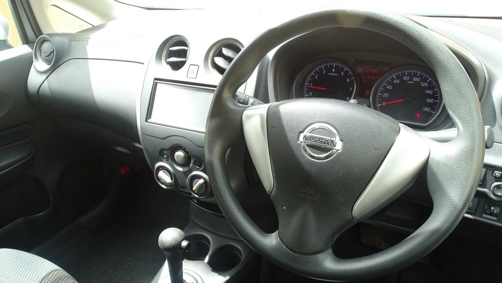 Nissan Note Nissan Note 1.2 Dig S Tekna Hatchback Petro... #19