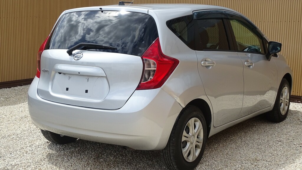 Nissan Note Nissan Note 1.2 Dig S Tekna Hatchback Petro... #13