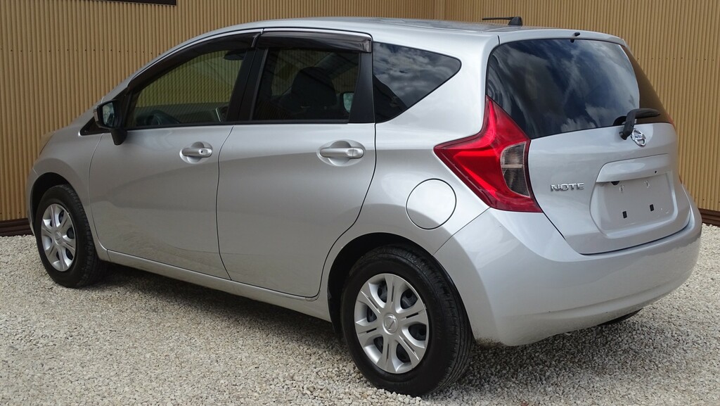 Nissan Note Nissan Note 1.2 Dig S Tekna Hatchback Petro... #11