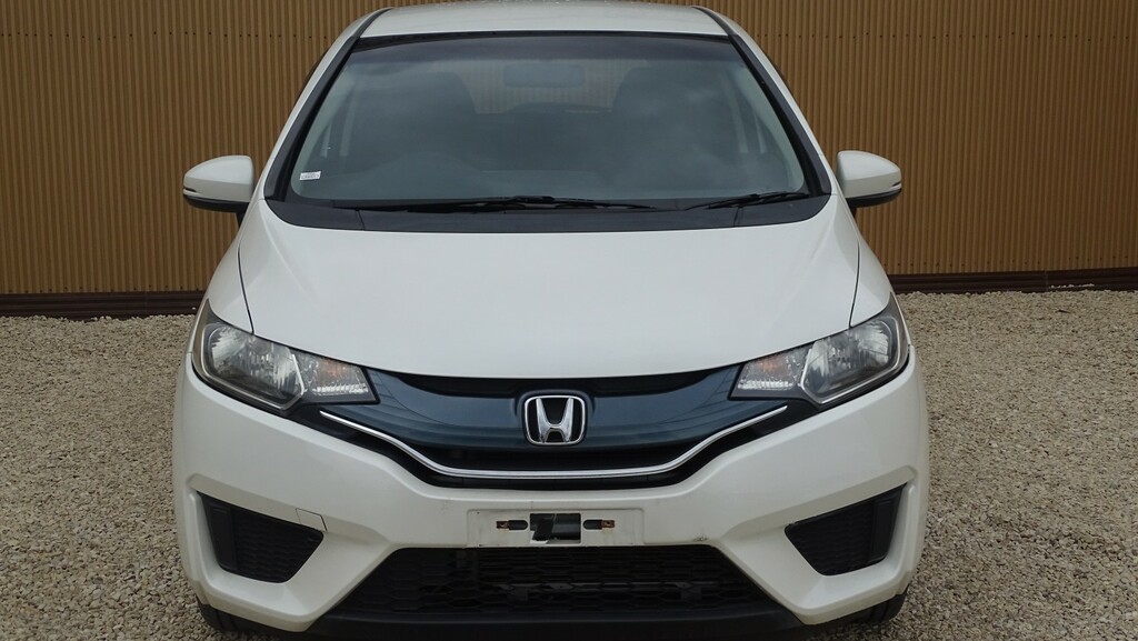 Honda Jazz Hatchback 1.3 I-vtec Es 201414 TEMP008 White #5
