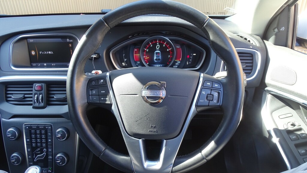 Volvo V40 2L Se Black #24