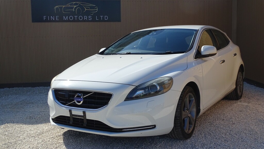 Volvo V40 Hatchback 1.6 T4 Se Lux Nav 201313 White #4