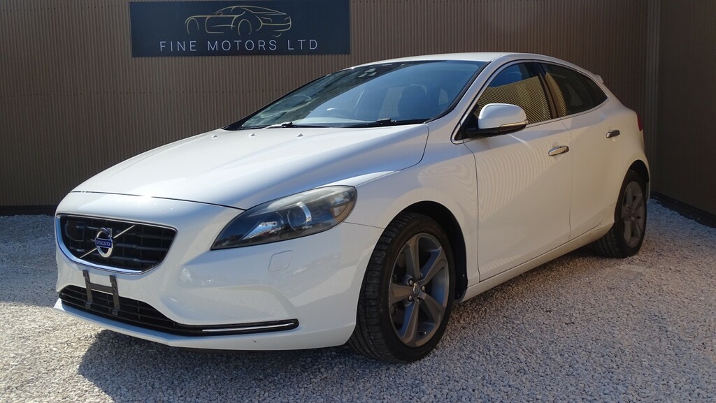 Volvo V40 2L Se Black #7
