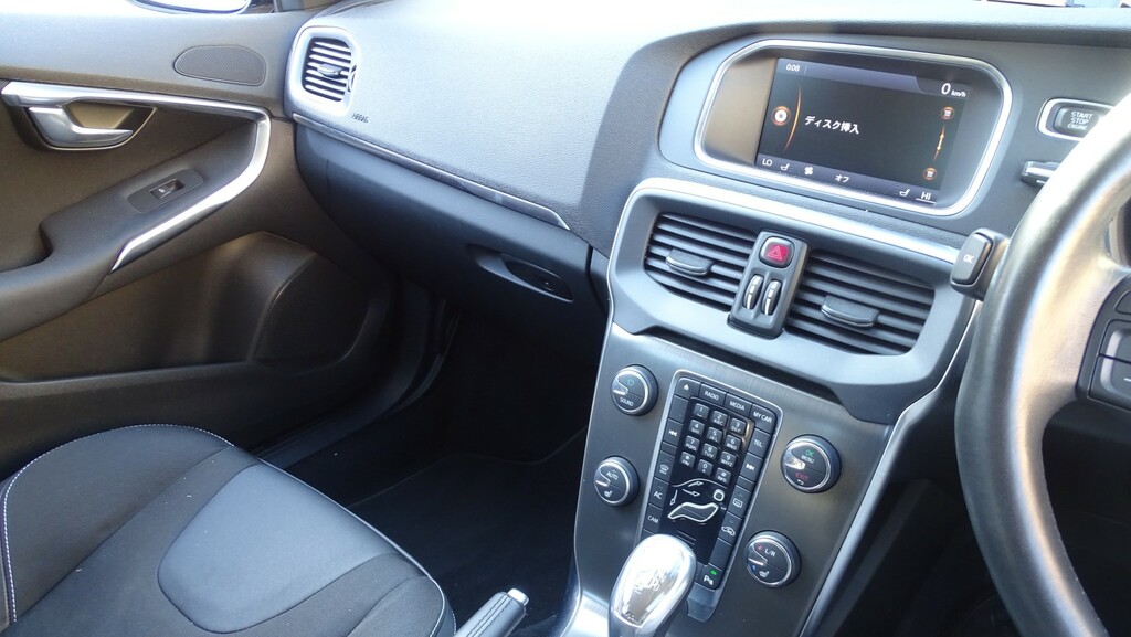 Volvo V40 2L Se Black #34