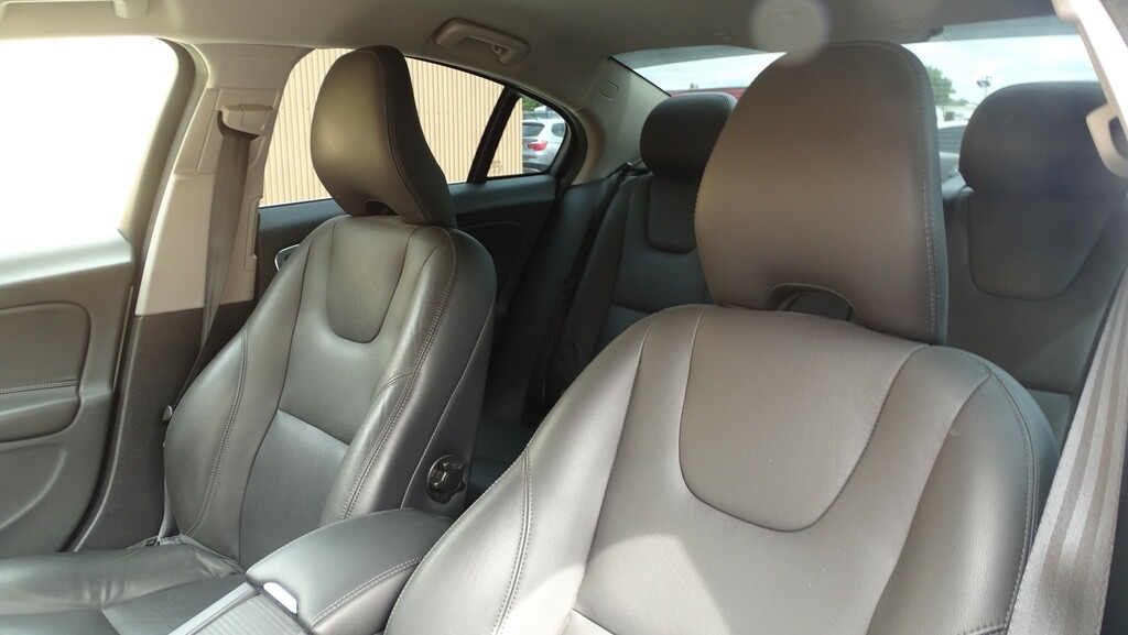 Volvo S60 D4 181 R Design White #30