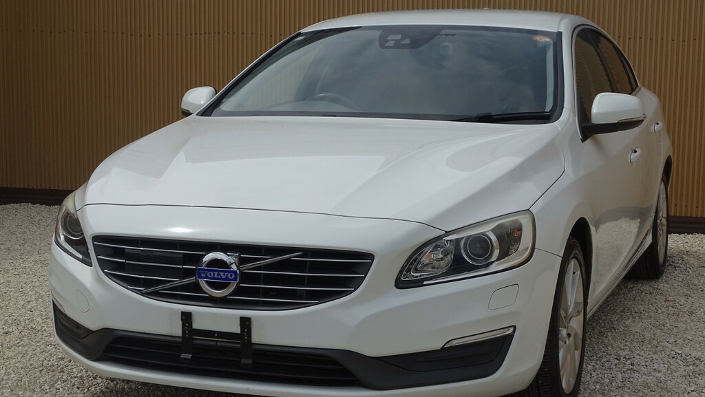 Volvo S60 D4 181 R Design White #9