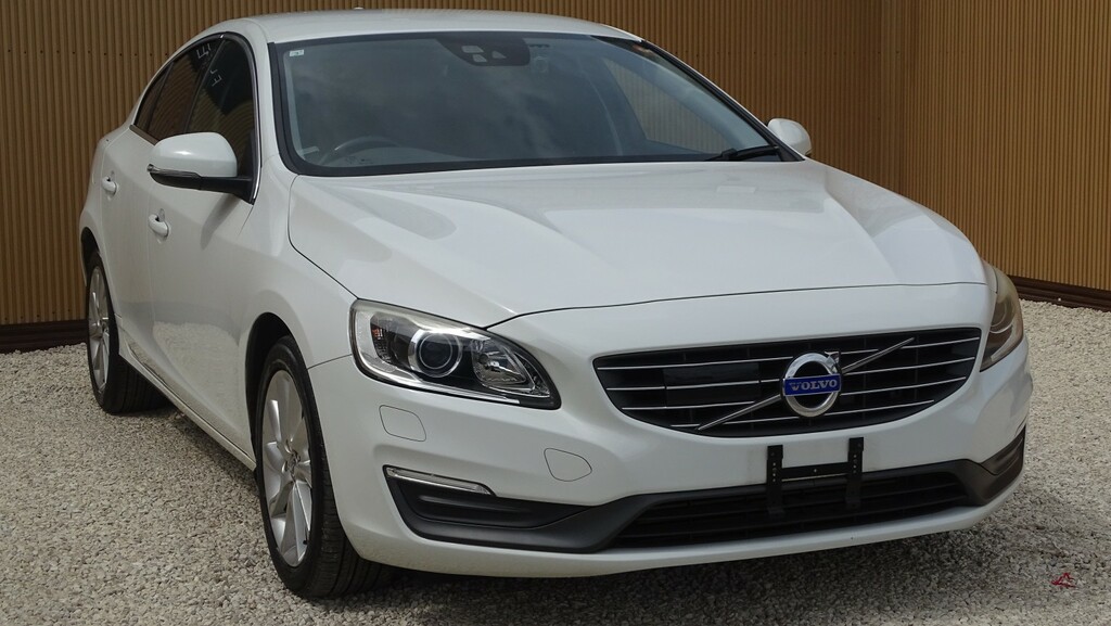 Volvo S60 2.0 T4 Se Nav White #5