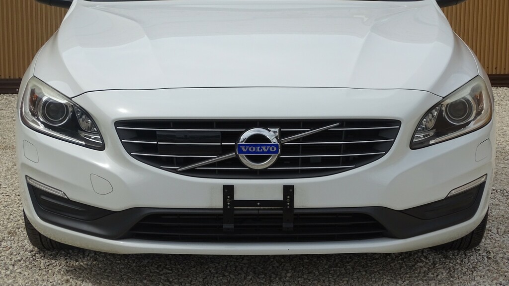 Volvo S60 D4 181 R Design White #8