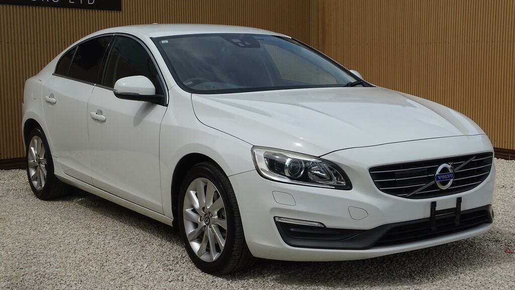 Volvo S60 2.0 T4 Se Nav White #4