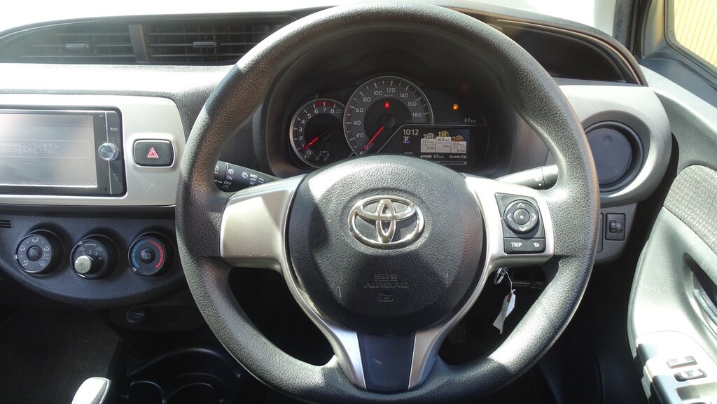Toyota Yaris Hatchback Red #23