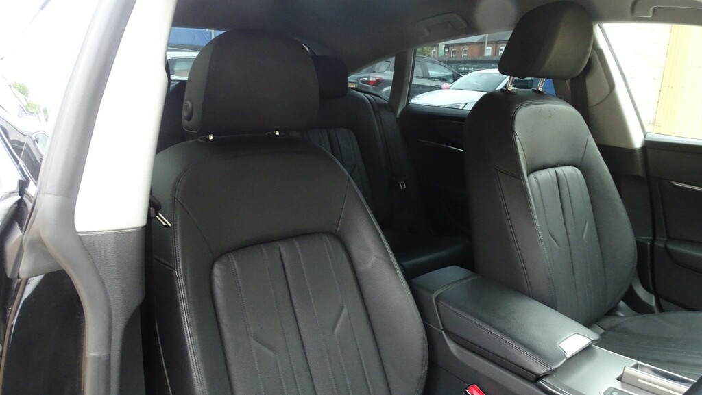 Audi A7 2.0 Tdi 40 Black Edition Sportback S Tr YP75XPT Black #26
