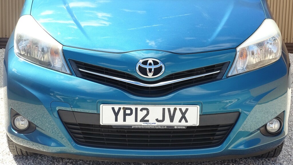 Toyota Yaris Hatchback 1.3 Dual Vvt-i T Spirit 201212 Blue #4