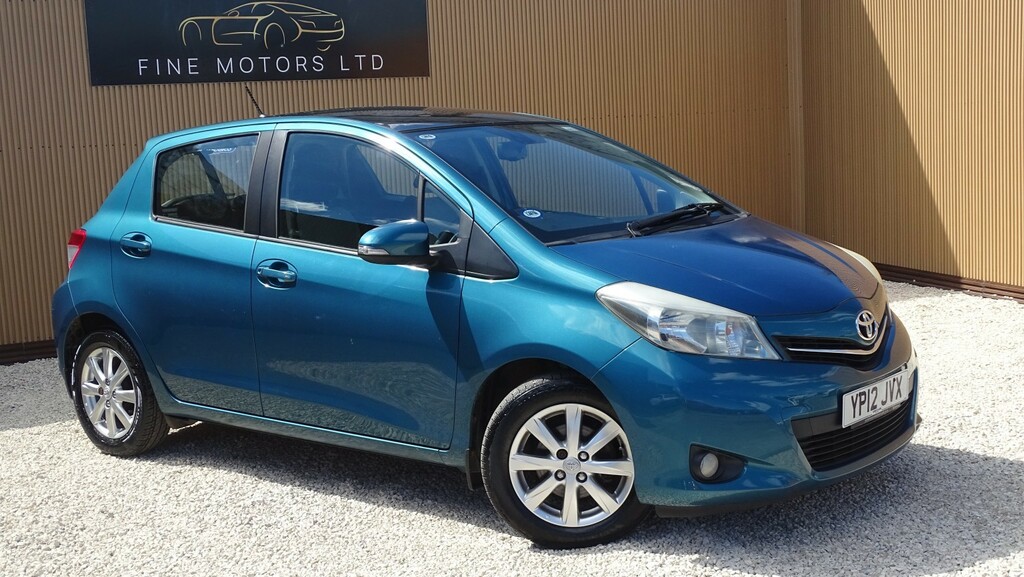 Toyota Yaris Hatchback 1.3 Dual Vvt-i T Spirit 201212 Blue #2