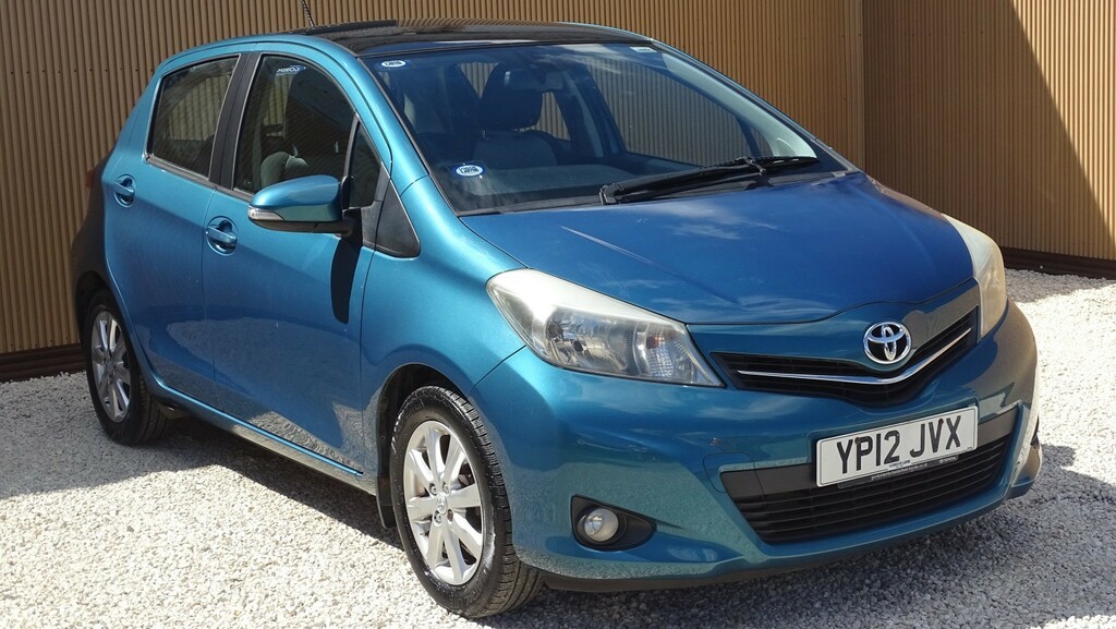 Toyota Yaris Hatchback 1.3 Dual Vvt-i T Spirit 201212 Blue #5