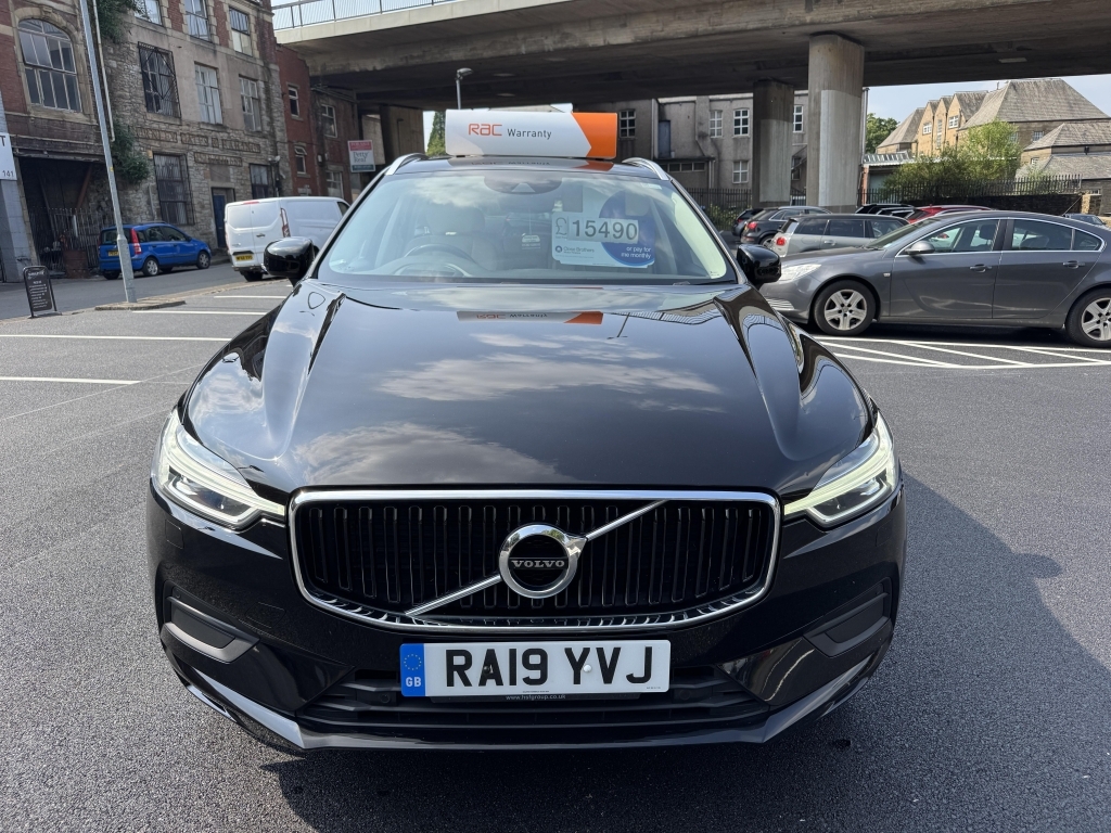 Volvo XC60 2.0 T5 Momentum Pro Awd RA19YVJ Black #3