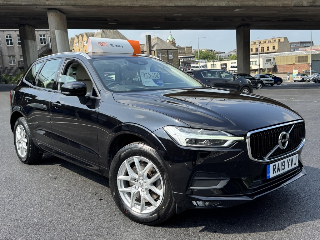 Volvo XC60 2.0 T5 Momentum Pro Awd Black