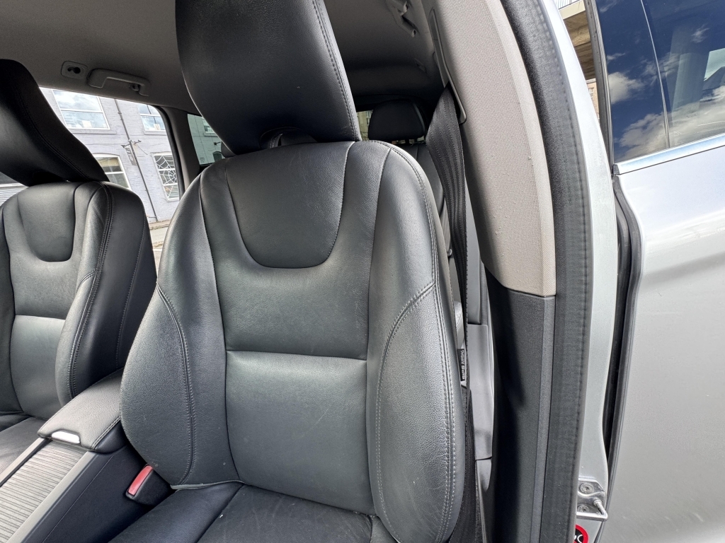 Volvo XC60  Blue #39