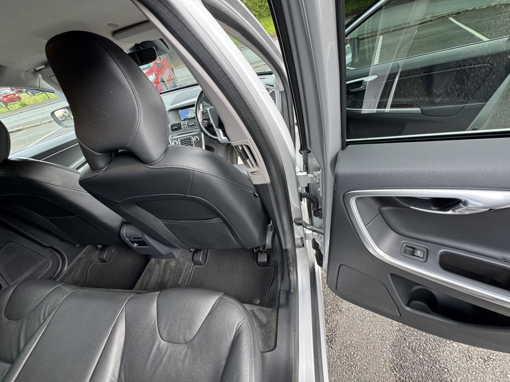 Volvo XC60  Blue #52