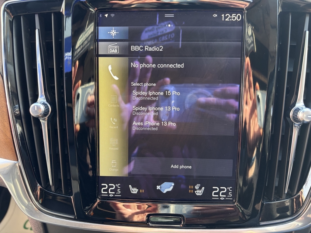 Volvo V90 2.0L D4 Momentum 188 Bhp White #79