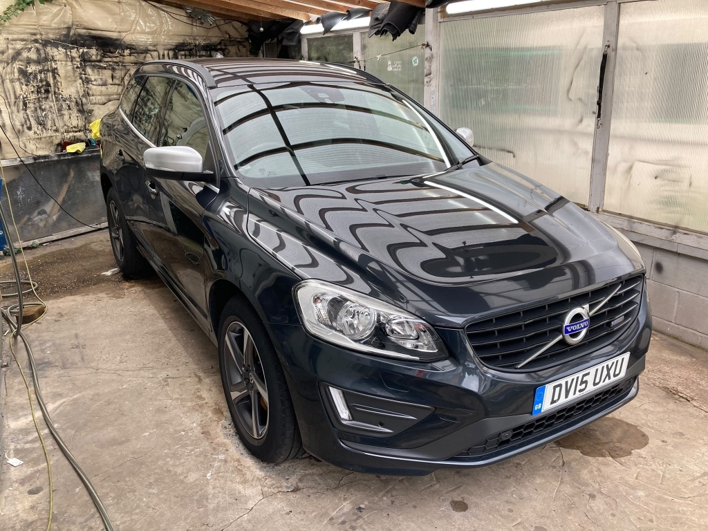 Volvo XC60 Suv 2.4 D5 Se Lux Nav Awd Black #1