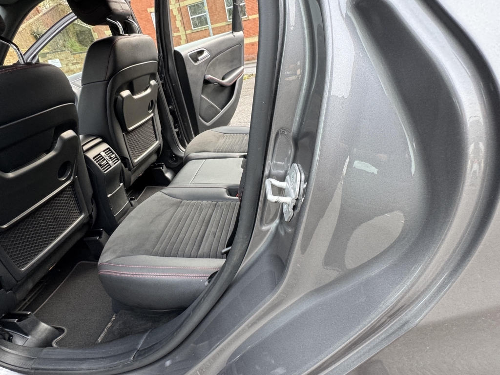 Mercedes-Benz B Class B 180 Amg Line D Grey #42