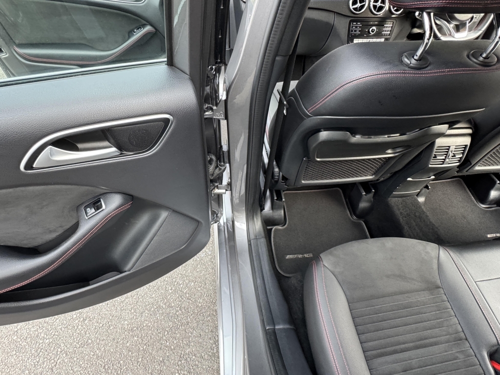 Mercedes-Benz B Class B 180 Amg Line D Grey #41