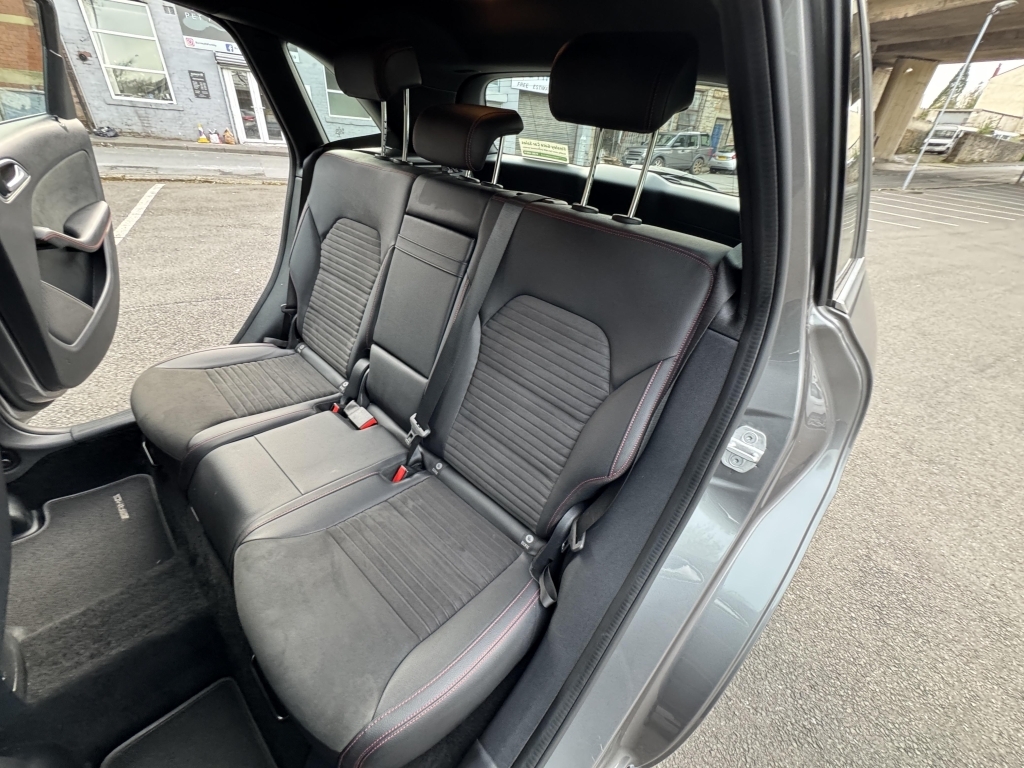 Mercedes-Benz B Class B 180 Amg Line D Grey #29
