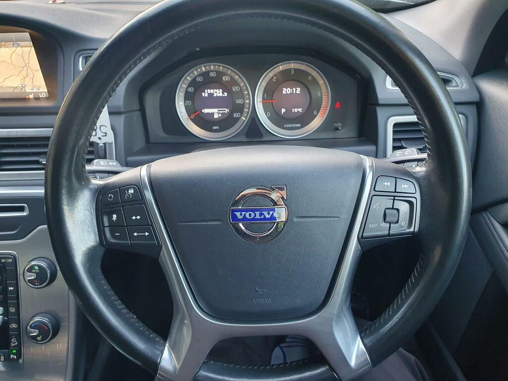 Volvo XC70 2.4 D5 Se Lux Silver #32