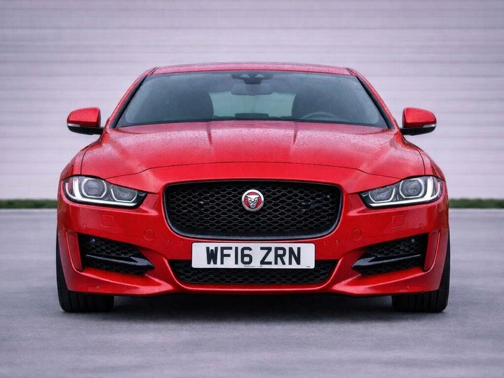 Jaguar XE 2.0D R-sport Euro 6 Ss Red #2