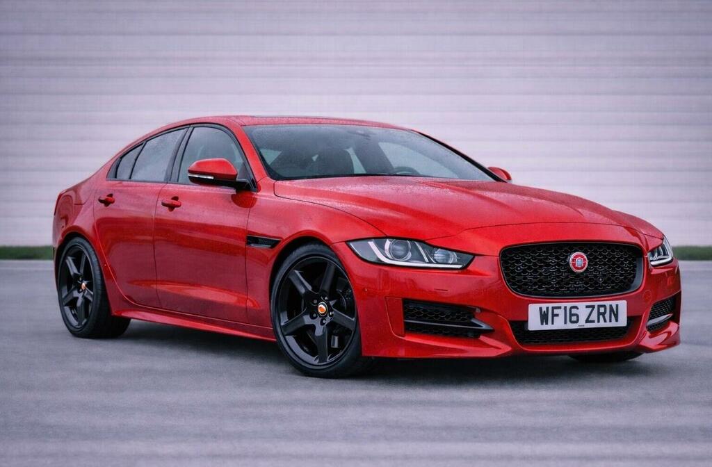 Jaguar XE Saloon 2.0D R-sport Euro 6 Ss 201616 WF16ZRN Red