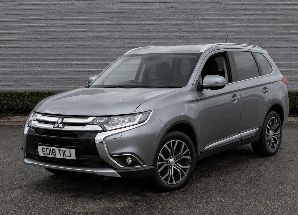 Mitsubishi Outlander 2.2 Di-d 4 4Wd Euro 6 Grey