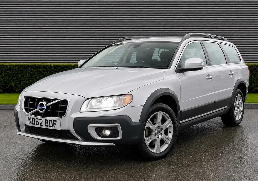 Volvo XC70 2.4 D5 Se Lux Geartronic Awd Euro 5 Silver