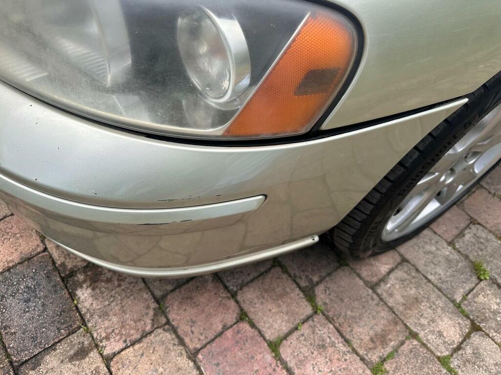 Volvo S60 Saloon 2.0T S 200505 Silver #23