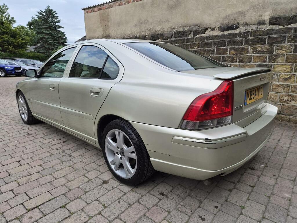 Volvo S60 2.4 D5 Sport Gold #3