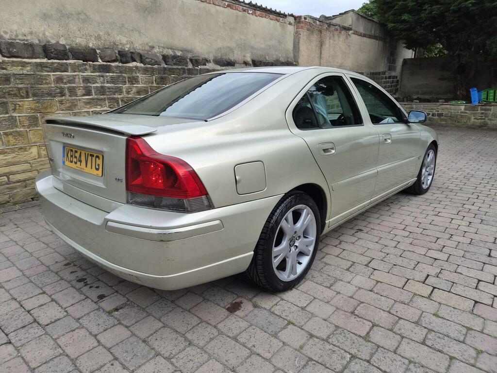 Volvo S60 2.4 D5 Sport Gold #4