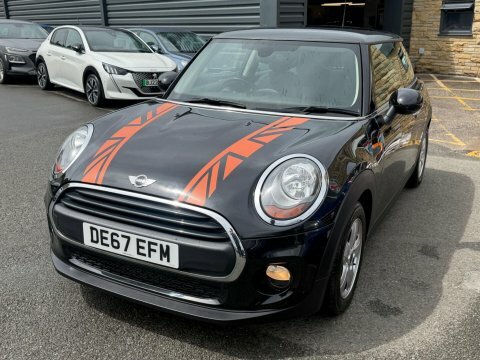Mini Hatch 2017 67 One Black #3