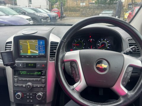 Chevrolet Captiva 2.0 Vcdi White #8