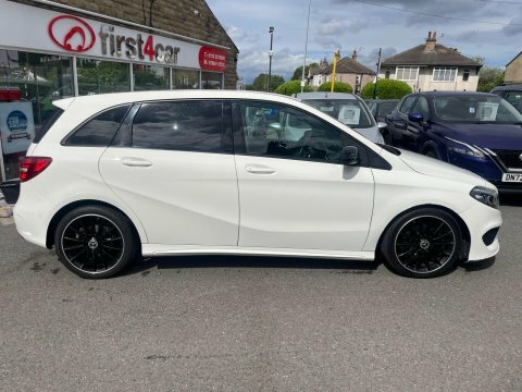 Mercedes-Benz B Class 2018 18 B White #5
