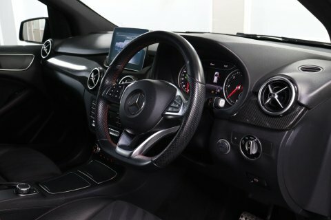 Mercedes-Benz B Class 2018 18 B White #4