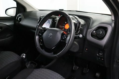 Peugeot 108 2022 71 Allure Grey #4