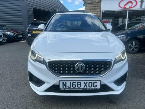 MG MG3 2018 68 Excite White #2