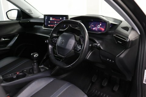Peugeot 2008 2020 70 Puretech LR70JFX Grey #4